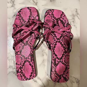 14th & Union CAITE Pink Animal Print Sandals Size 8